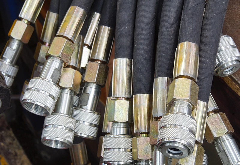 hydraulic-hose-installation